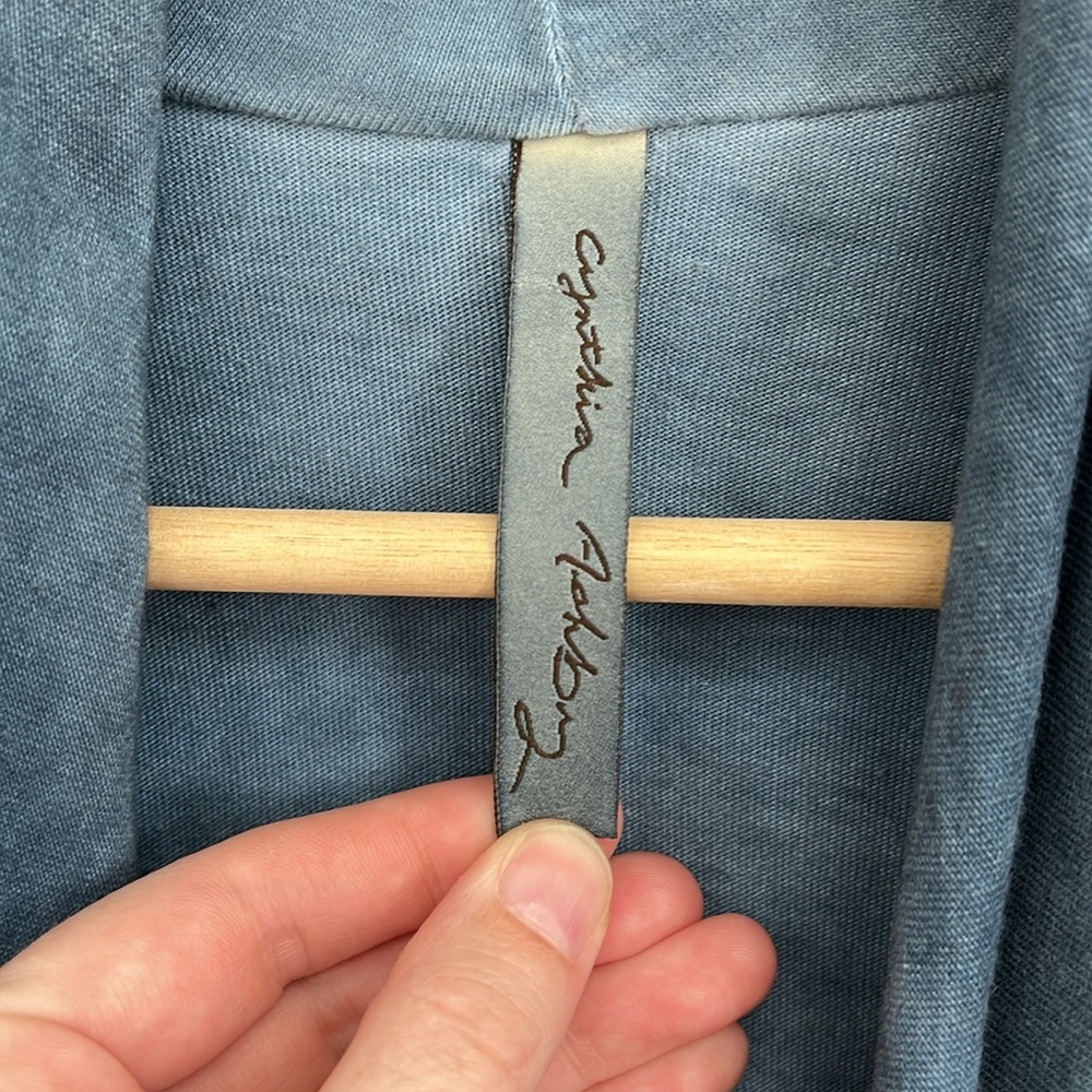 Elegant Blue Women's Cardigan - Picture 5 of 14
